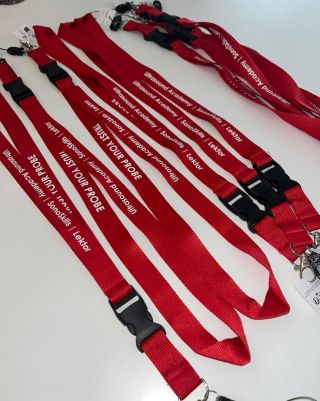 🗝️Tvůj návrh na klíčenkách? Jasně, proč ne!! Napiš nám, aby každý poznal Tvou firmu, Tvůj názor, Tebe! ✨ #klicenky #potisk...